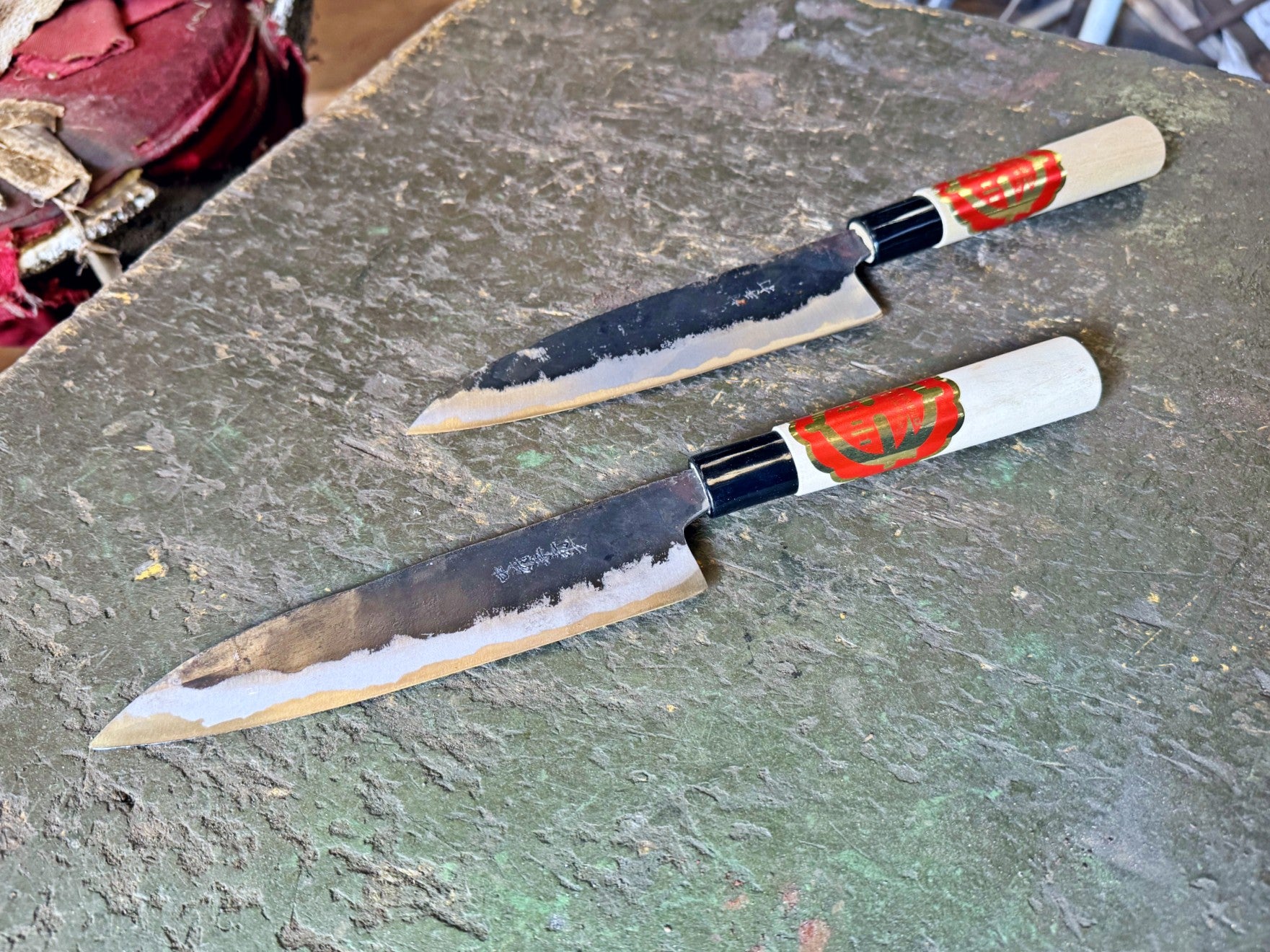 Nakamura Blacksmith Kurouchi Santoku 180mm