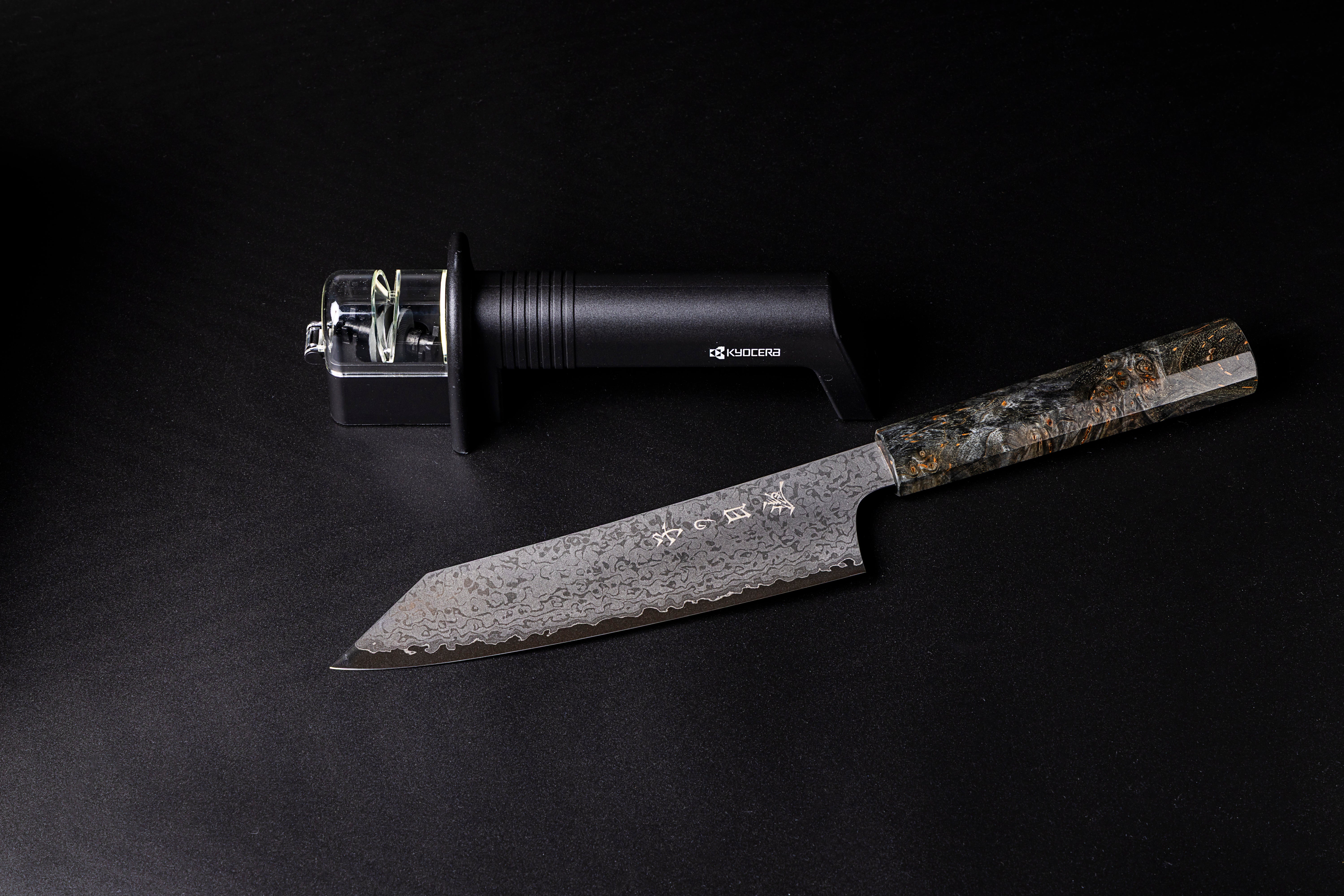 Omoi Kiritsuke Santoku 180mm (With Knife Sharpener)