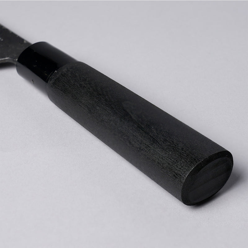 蓑毛鍛冶 黒打青紙2号切付 牛刀包丁 170mmの柄のアップ