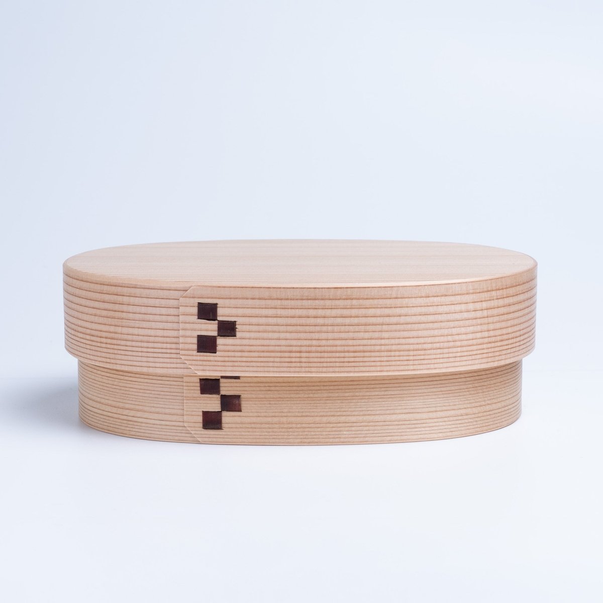 Closed MOCKATS Bento Box with Checked Pattern