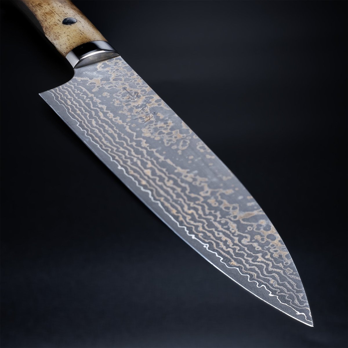 Closeup on tip of Takeshi Saji VG10W Stainless Steel Gyuto 200mm Gold-Toned Finish