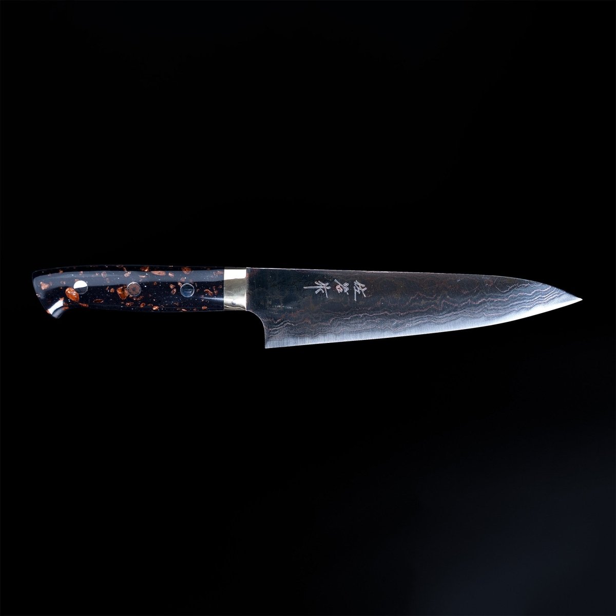 Takeshi Saji Aogami Blue Steel 2 Gyuto 180mm displayed horizontally on a black background