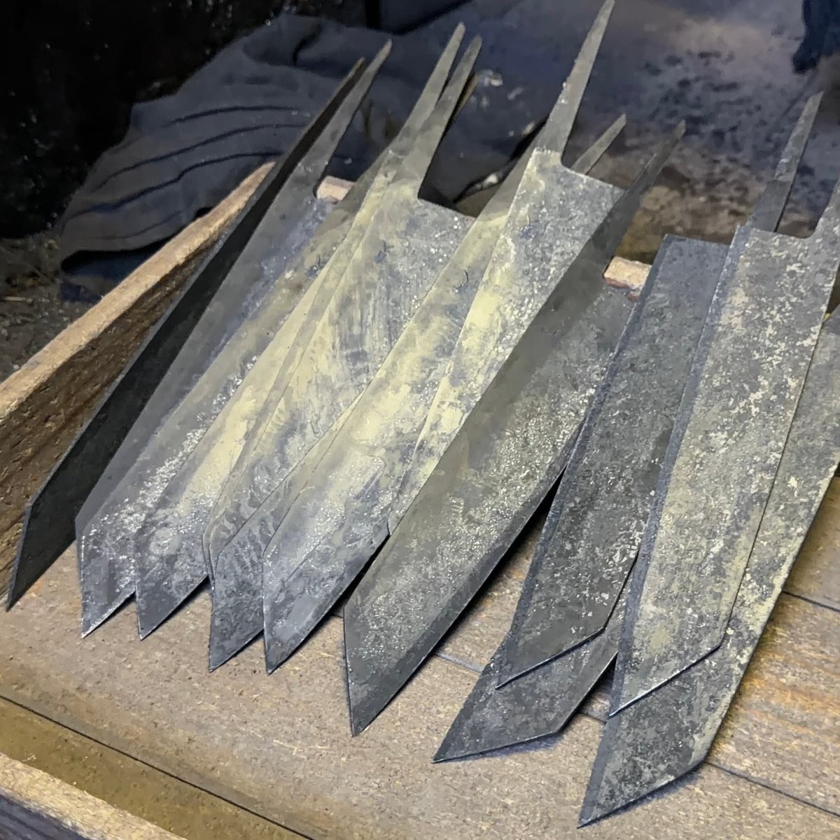 Kajihara Hamono Polished Finish Damascus Blue Steel No. 2 Kiritsuke 210mm - Japanese Food Craftsman Shop