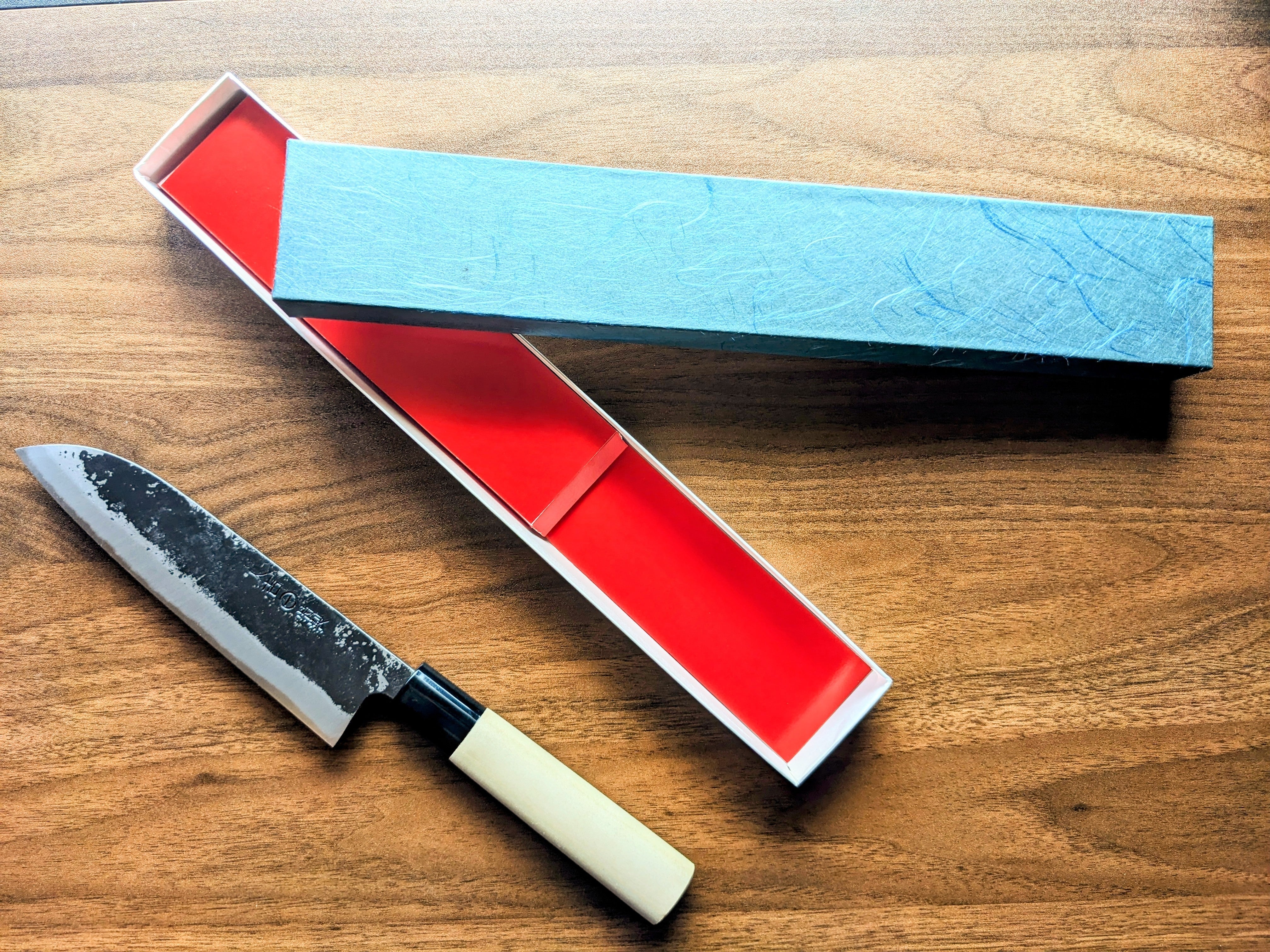 Minomo Blacksmith Santoku Knife Pack