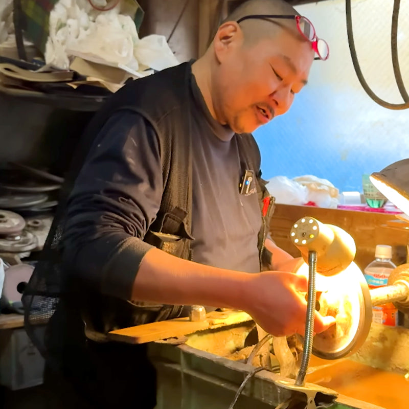 Portrait of Ootomo Glassware master artisan